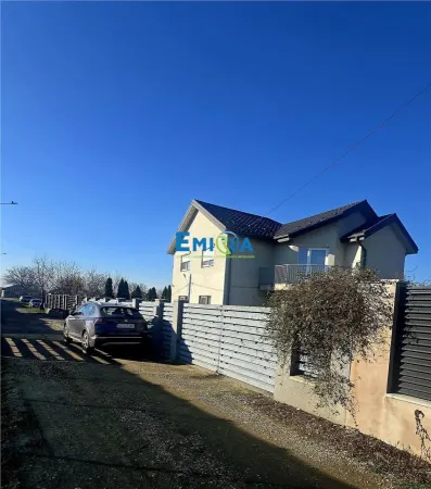 Casă 4 camere Letea Veche - poza 1