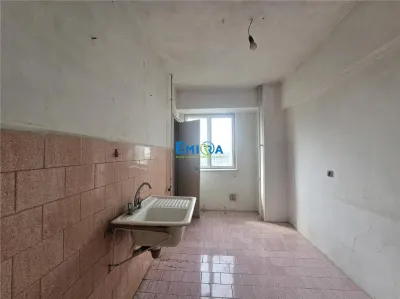 De vanzare Apartament 2 Camere Decomandate Ultracentral - foto 3