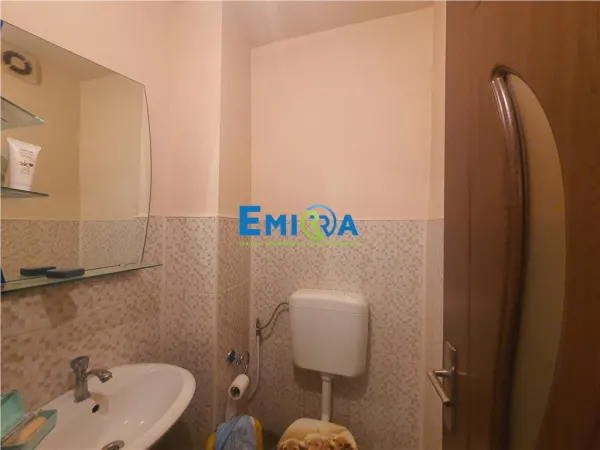 Apartament 3 camere Bacău - poza 9