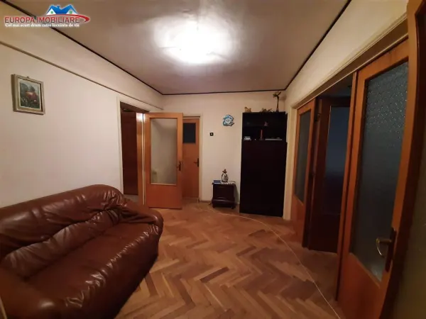 Apartament 3 camere Tulcea - poza 2