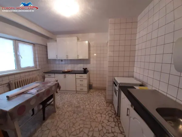 Apartament 3 camere Tulcea - poza 7