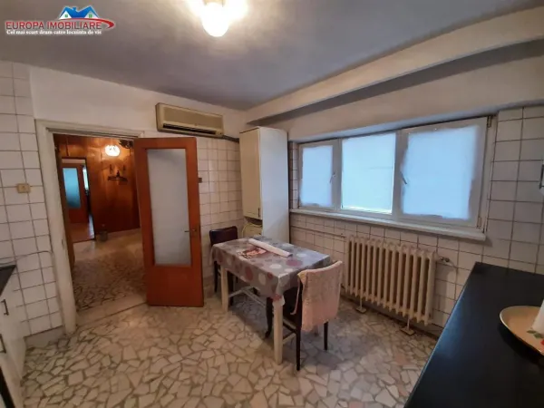 Apartament 3 camere Tulcea - poza 8