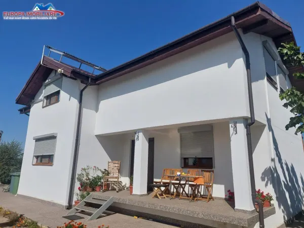 Casă 5 camere Colina - poza 1