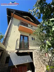 Casa de vanzare D+P+M zona Alexandru cel Bun -Tulcea - foto 2