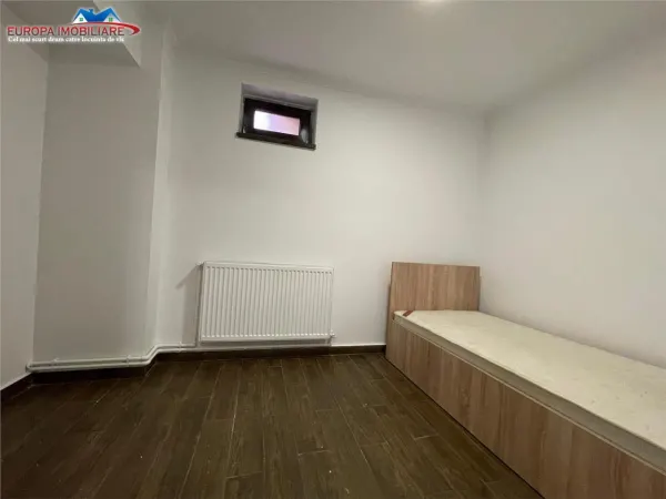 Apartament 5 camere Tulcea - poza 4