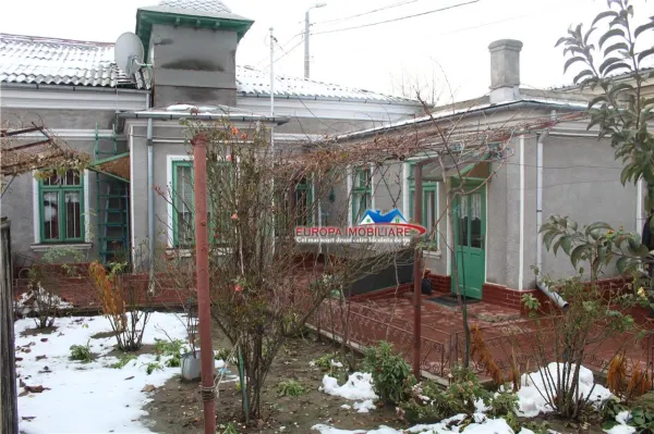 Casă 2 camere Tulcea - poza 1