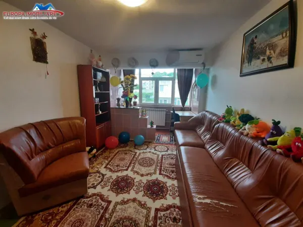 Apartament 3 camere Tulcea - poza 1