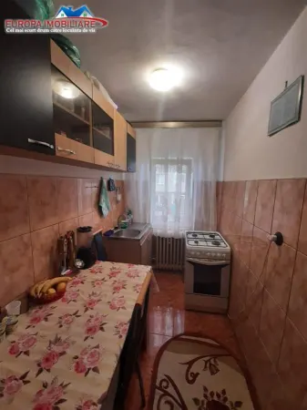 Apartament 3 camere Tulcea - poza 4