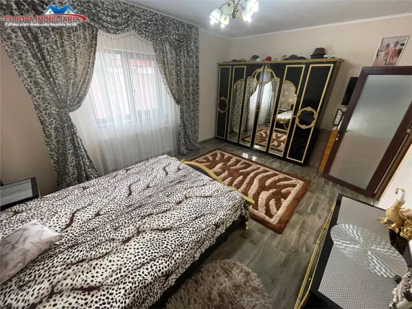 Casă 4 camere Tulcea - poza 9