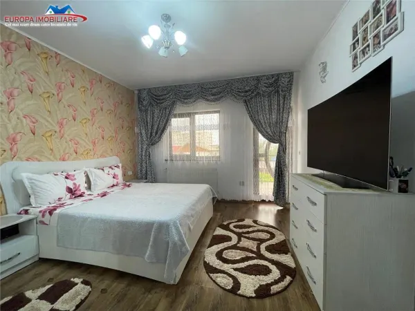 Casă 4 camere Tulcea - poza 10
