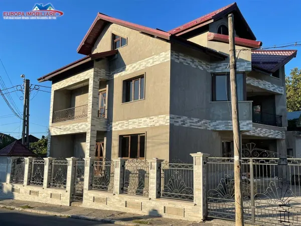 Casă 7 camere Tulcea - poza 1
