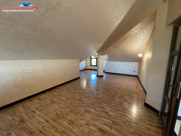 Casă 7 camere Tulcea - poza 17