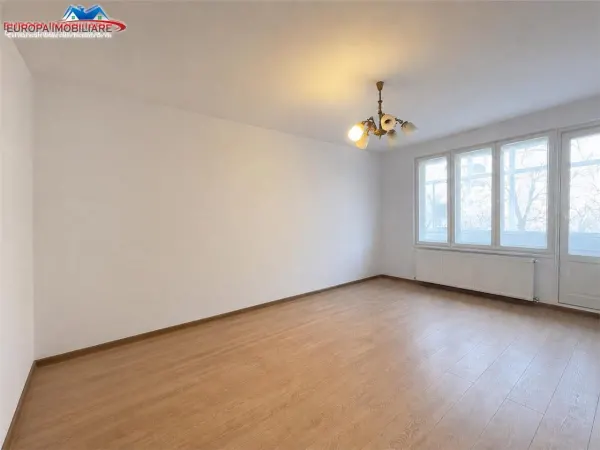 Apartament 2 camere Tulcea - poza 1