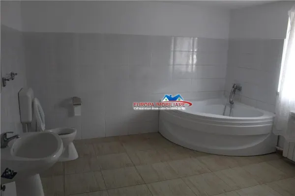 Casă 6 camere Tulcea - poza 3