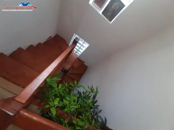 Casă 3 camere Tulcea - poza 9