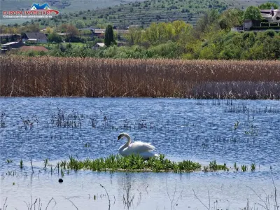 Teren cu deschidere la lac de vanzare in localitatea Somova Tulcea - foto 9