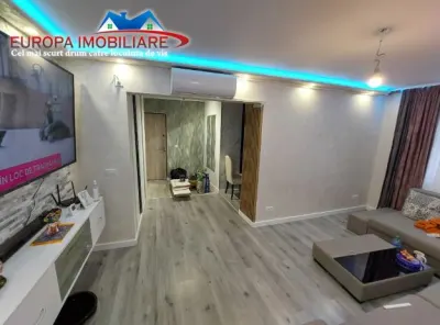 Apartament 4 camere de vanzare zona E3 Tulcea - Tulcea
