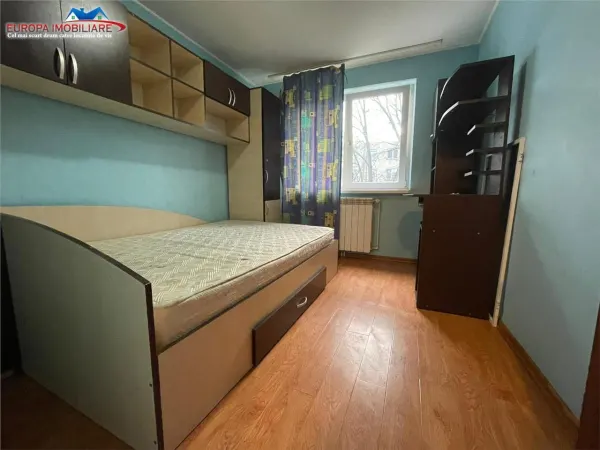 Apartament 3 camere Tulcea - poza 4
