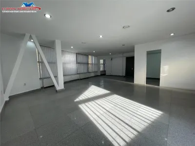 Spatiu de inchiriat  in zona centrala Tulcea - foto 2