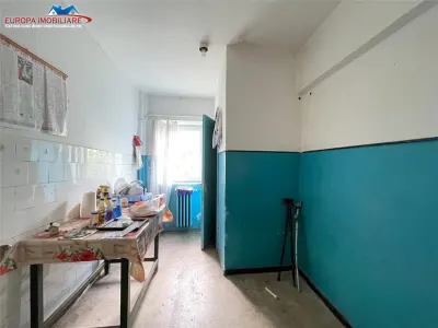 Apartament cu 2 camere de vanzare zona centrala Tulcea - foto 6