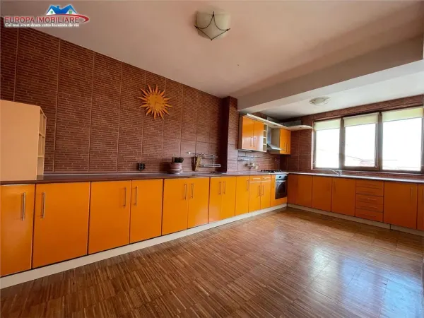 Casă 5 camere Tulcea - poza 12