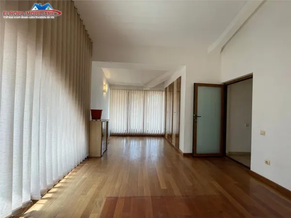 Casă 5 camere Tulcea - poza 27
