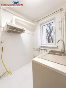 Apartament 4 camere de vanzare zona Alunisului -Tulcea - foto 9