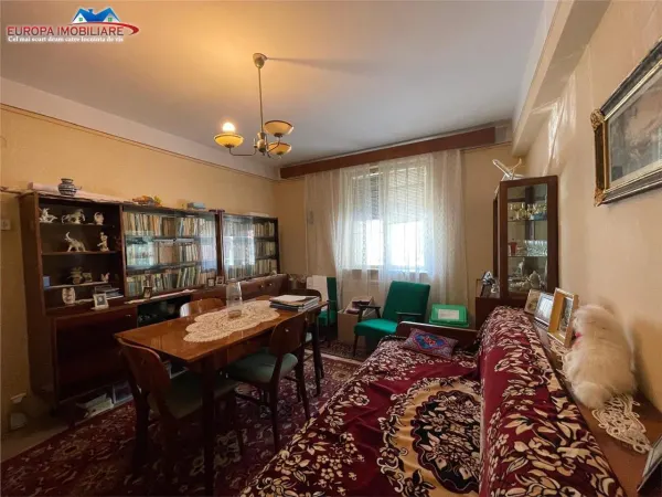 Apartament 3 camere Tulcea - poza 1