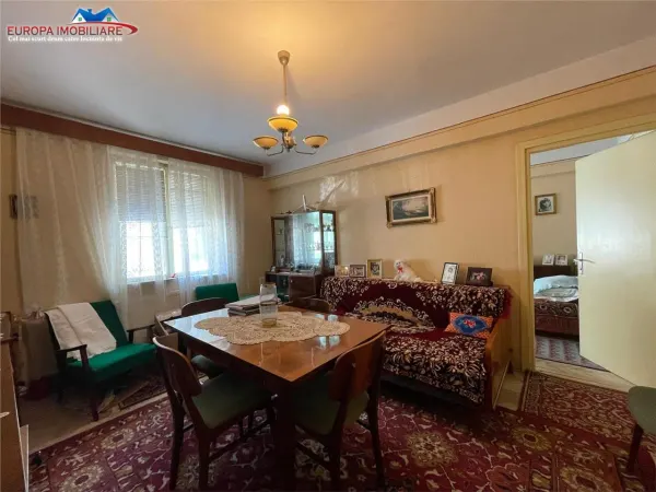 Apartament 3 camere Tulcea - poza 2