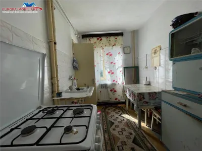 Apartament 3 camere de vanzare zona centrala Tulcea - foto 6