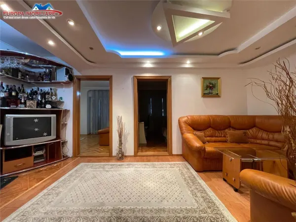 Apartament 3 camere Tulcea - poza 1
