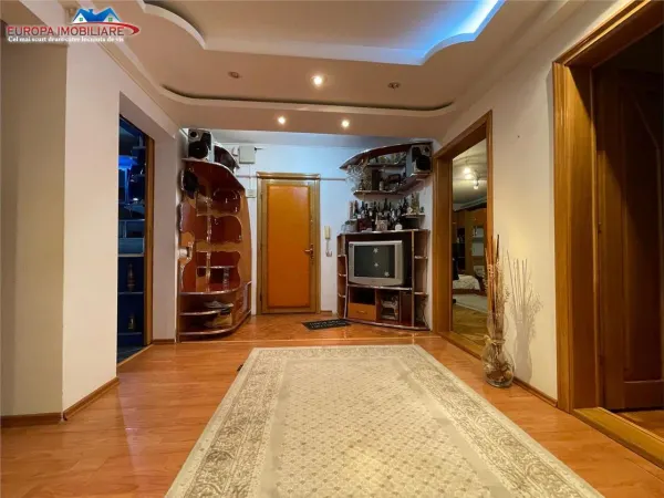 Apartament 3 camere Tulcea - poza 3