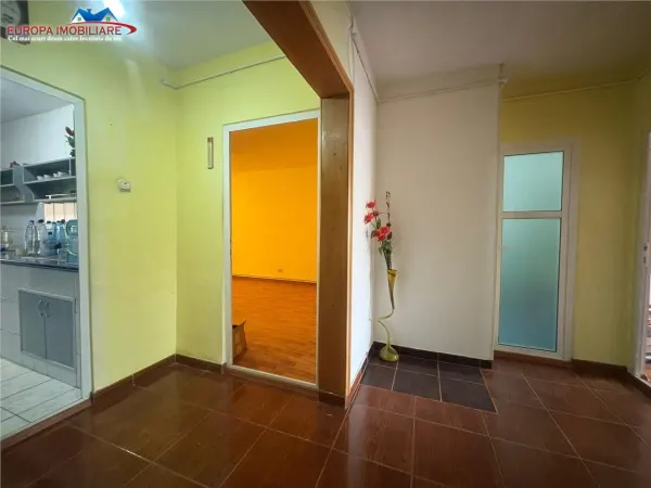 Apartament 3 camere Tulcea - poza 5
