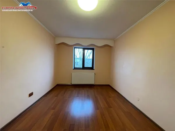 Apartament 3 camere Tulcea - poza 3