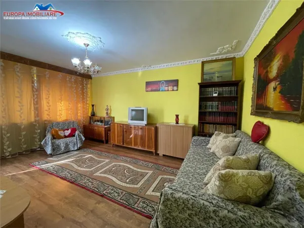 Apartament 3 camere Tulcea - poza 1