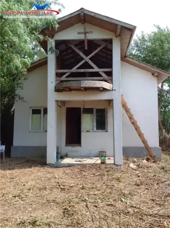 Casă 2 camere Patlageanca - poza 1