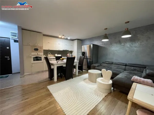 Apartament 3 camere Tulcea - poza 1