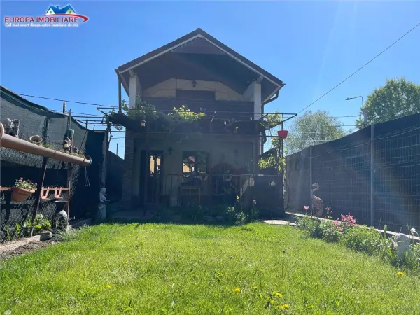 Casă 4 camere Tulcea - poza 1