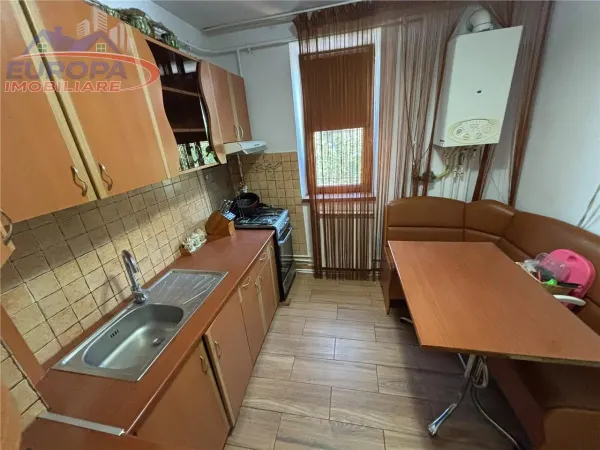 Apartament 3 camere Tulcea - poza 5