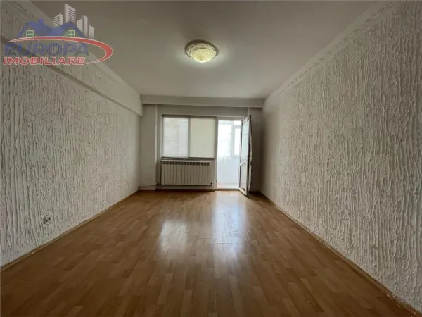Apartament 4 camere Tulcea - poza 2