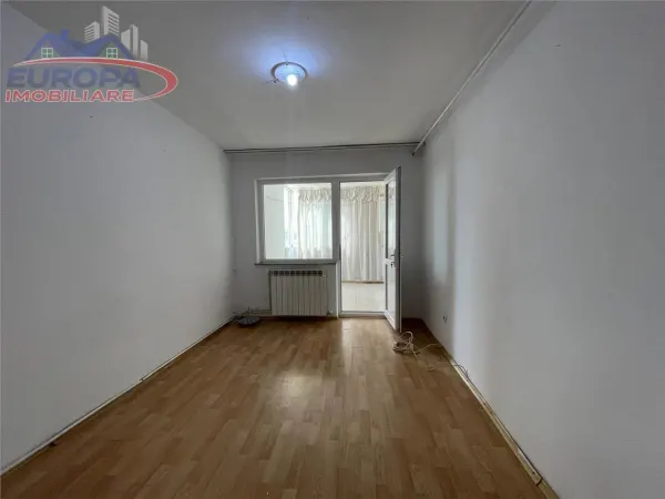 Apartament 4 camere Tulcea - poza 4