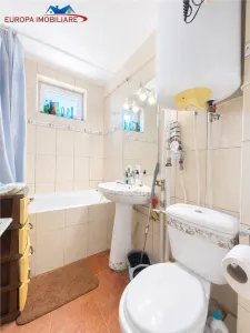 Apartament cu 2 camere de vanzare zona centrala- Tulcea - foto 7