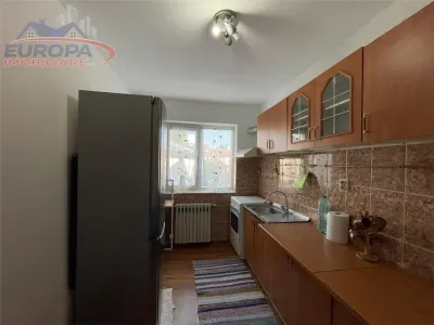 Apartament cu 3 camere modificat in 2 camere de vanzare zona 23 August-Tulcea - foto 6