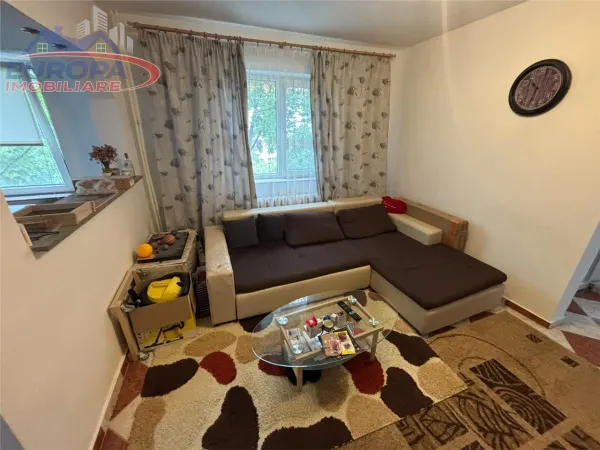 Apartament 4 camere Tulcea - poza 2