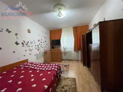Apartament 2 camere de vanzare zona 23 August- Tulcea - foto 3