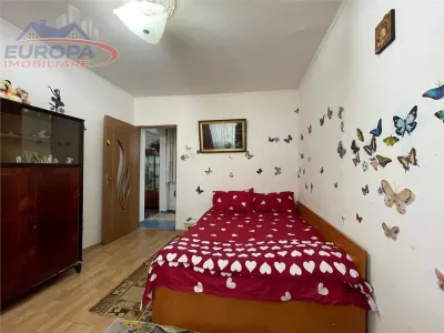 Apartament 2 camere de vanzare zona 23 August- Tulcea - foto 4