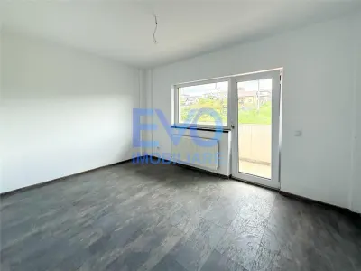 Apartament cu 2 camere, loc de parcare, geam la baie, zona Visan Iasi - foto 4