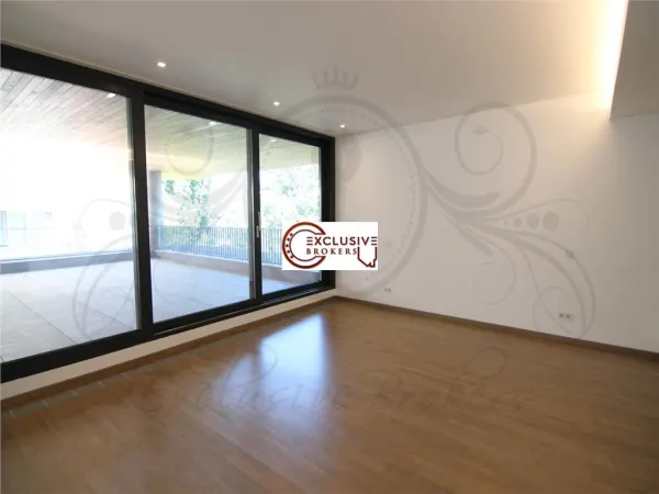 Apartament 7 camere București - poza 2