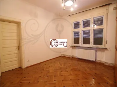 Apartament 5 camere Capitale, pozitie de exceptie!Birouri sau rezidenta! - foto 4