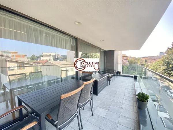 Apartament 5 camere București - poza 1